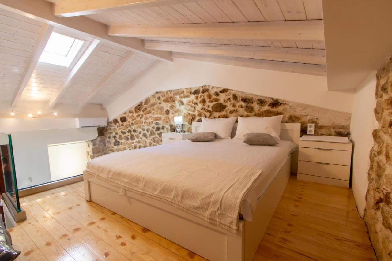 Stone House Apartment Mantouki ภายนอก รูปภาพ