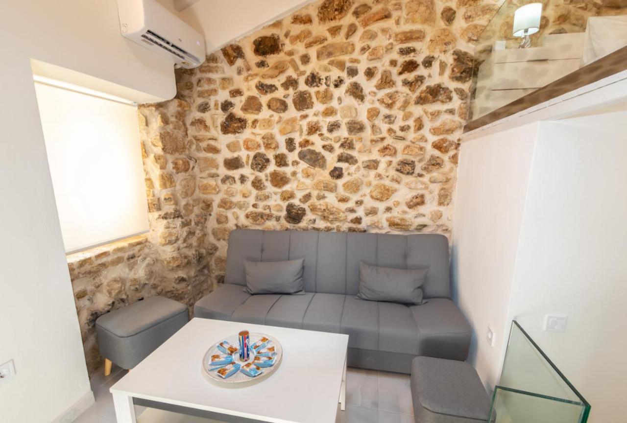 Stone House Apartment Mantouki ภายนอก รูปภาพ
